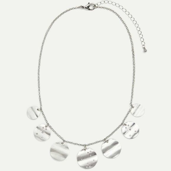 🌺 3/25 NWT silver chain medallion necklace - Picture 6 of 6